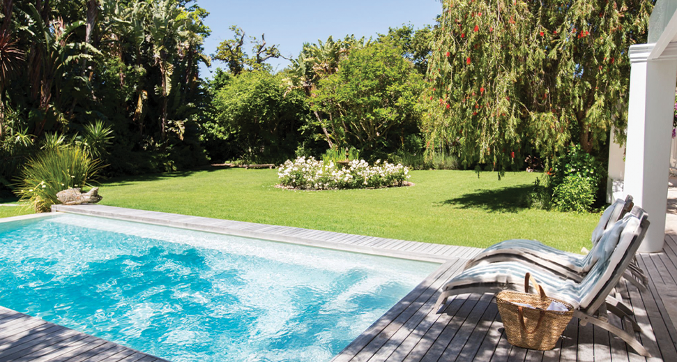 swimmingpool